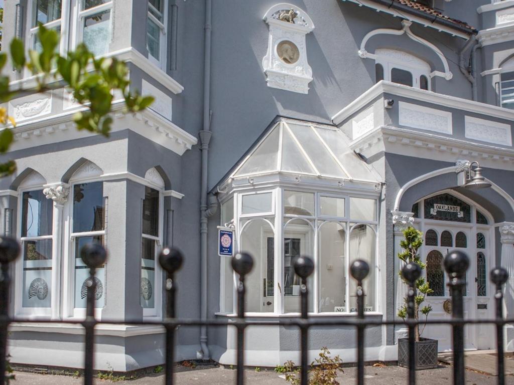 Oaklands Guest House ウェーマス エクステリア 写真