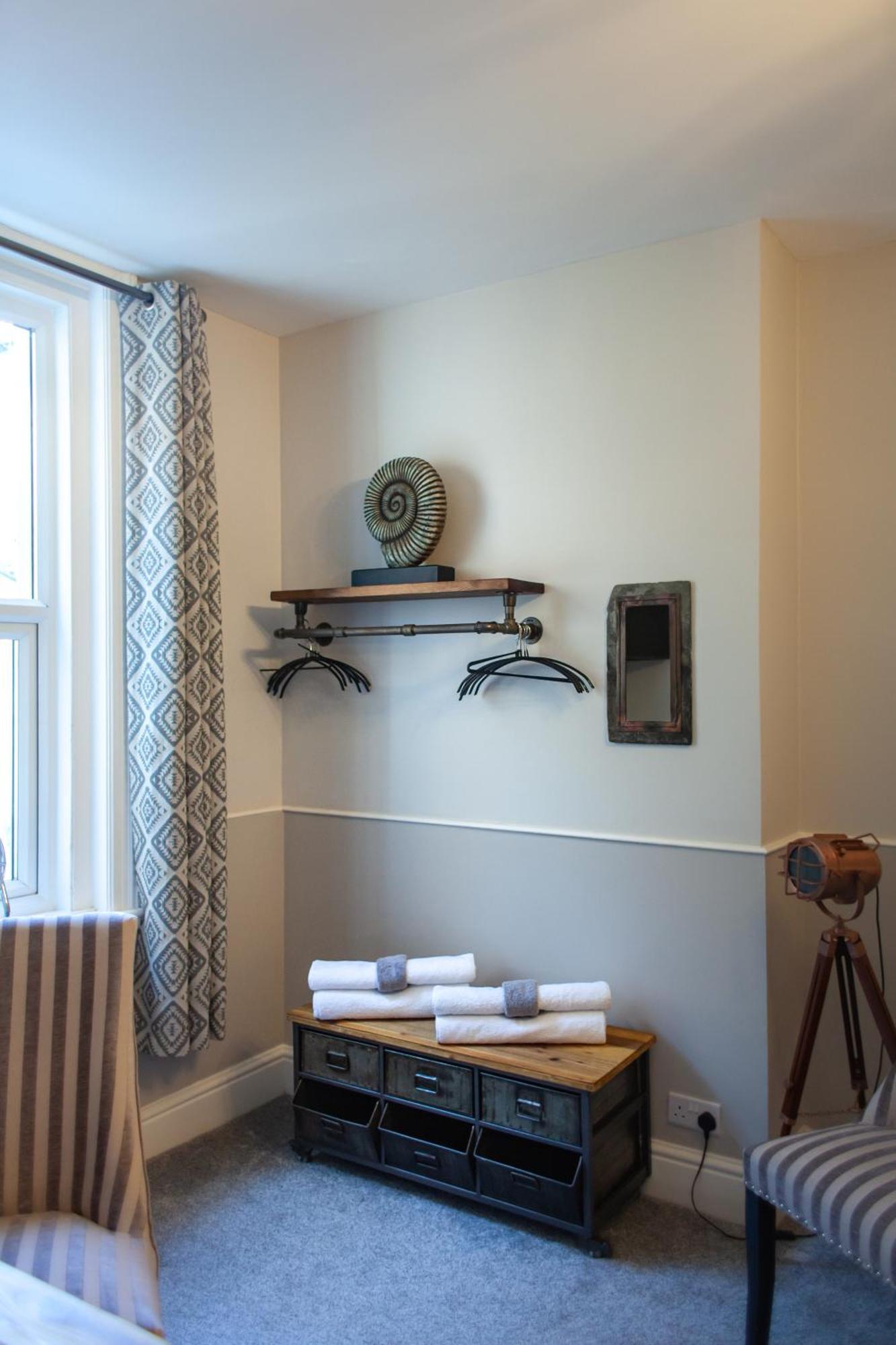 Oaklands Guest House ウェーマス 部屋 写真