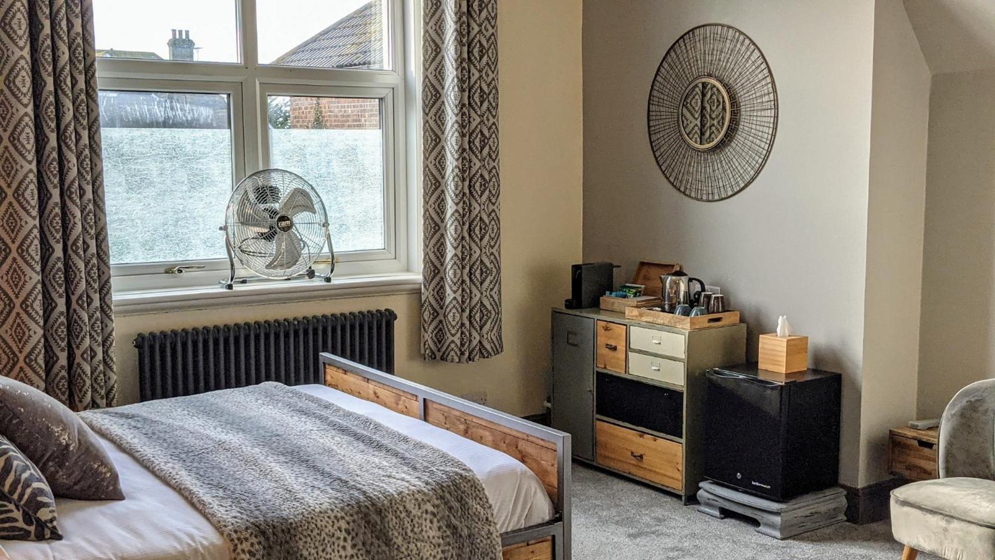 Oaklands Guest House ウェーマス 部屋 写真